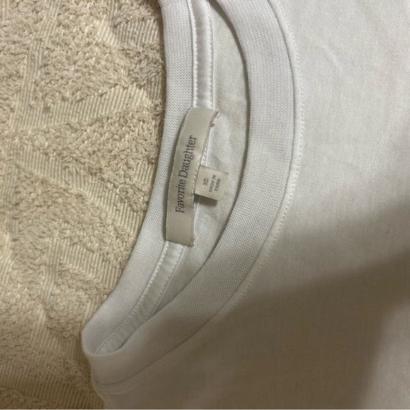 Favorite daughter Cropped Collegiate Tee in White & Juniper green size xs - Picture 2 of 5